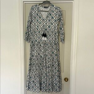 Elegant Blue and White Patterned Maxi Dress